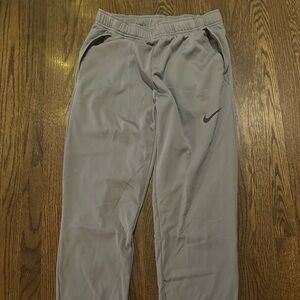 Men’s Nike NEW sweatpants size M
